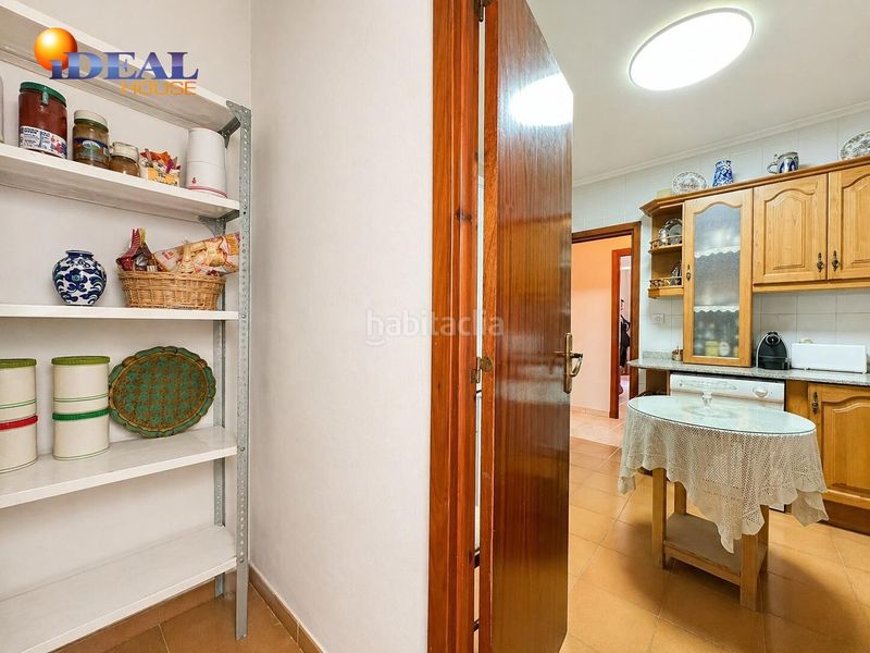 Foto 8c8e90f8-8e50-4e6d-8aaf-aa48a1c1e91d. Casa amb calefacció aparcament a Baza