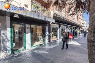 Local Comercial a Avenida avenida dílar 46. Local en avenida de dílar