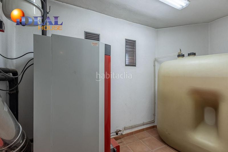 Foto 25795f09-17a7-4a32-9a11-e33f7c9167d1. Casa amb calefacció aparcament a Cájar