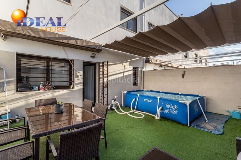 Foto c8306e88-9dd8-422c-8778-0a18e5f55718. Casa amb calefacció aparcament a Maracena