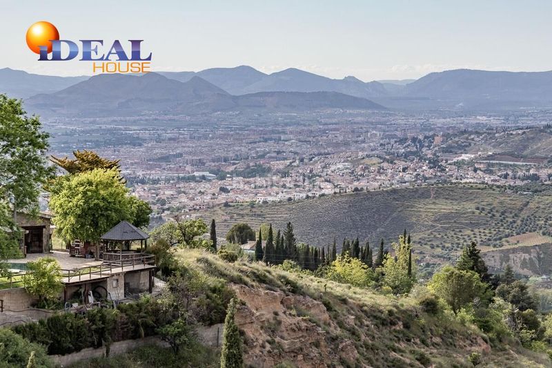 Foto ac6e4c77-1b45-4bd7-b13d-c2b0e0bf71ee. Masia a Barrio de la Vega Monachil