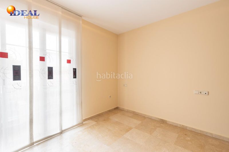 Foto f102ccc5-d4a3-4f3b-a24c-0cf882d2f375. Pis a avenida hispanidad 16 a Santa Fe