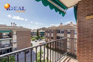 Flat  Avenida juan pablo ii. Traumatología zona. piso 4 dormitorios, 2 baños. calefacción cen