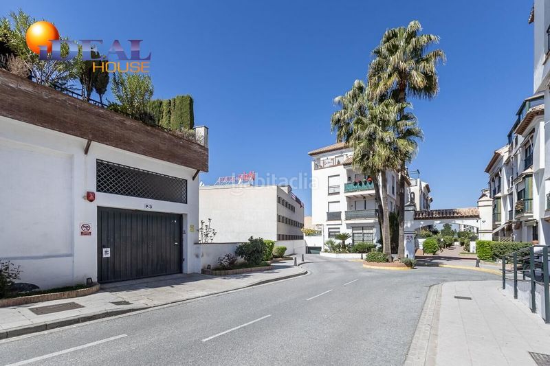 Foto 4d6f2287-6fae-479e-ae10-1cc8748fb60c. Aparcament cotxe a San Miguel Armilla