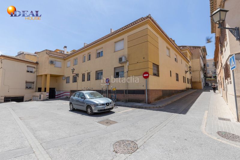Foto 788f4b59-4f22-46b2-8471-3ca8087d3530. Penthouse with parking in Ayuntamiento Alhendín