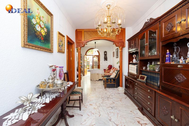 Foto b67d3d82-37a5-4c30-97d7-6a643bef9d3e. Casa aparellada a Lanjarón