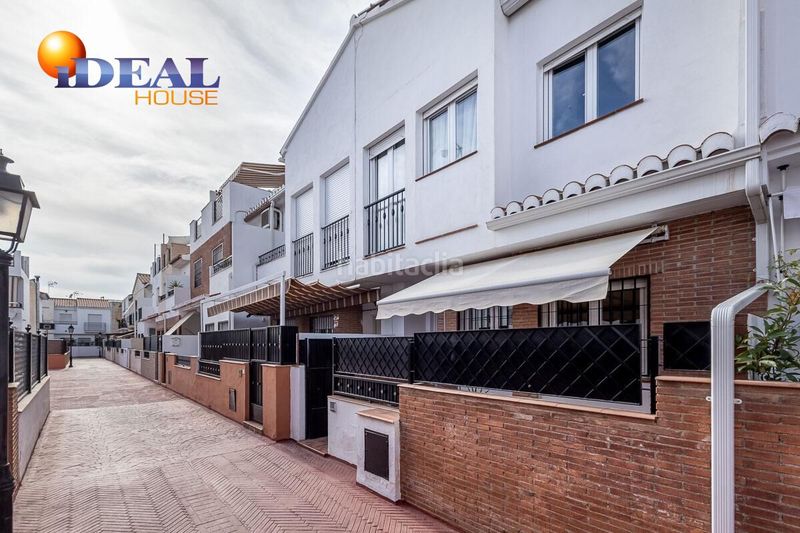 Foto 5a0ff48d-0335-479b-b655-344820355beb. Casa adossada amb calefacció aparcament a Gójar