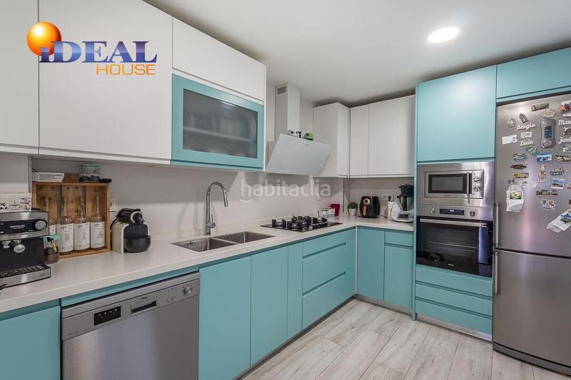 Foto dbbd3621-1a5e-48ba-b37c-dfa1ac414258. Casa adossada amb calefacció aparcament a Gójar