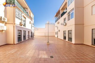 Pis a San Cayetano. Piso de 3 dormitorios  churriana de la vega