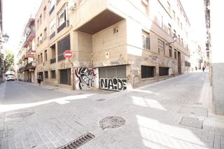 Lloguer Aparcament cotxe a Centro - Sagrario. Se alquila plaza de garaje en calle horno de haza