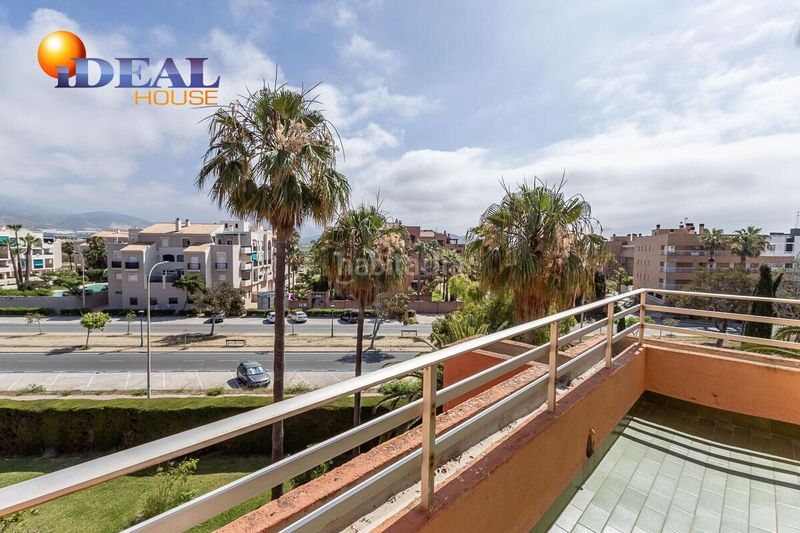 Foto 0866c181-9637-4629-bbe9-13fc345a9b8f. Dúplex amb piscina a Salobreña costa Salobreña