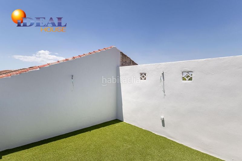 Foto 41dd77b7-92cd-48f1-b636-971d4c563337. Casa a Avda. De los Ogíjares Armilla