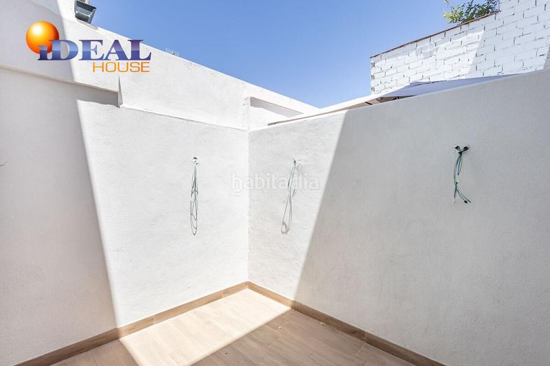 Foto 8524aa90-d499-4226-833e-fe2dda2eb50a. Casa a Avda. De los Ogíjares Armilla