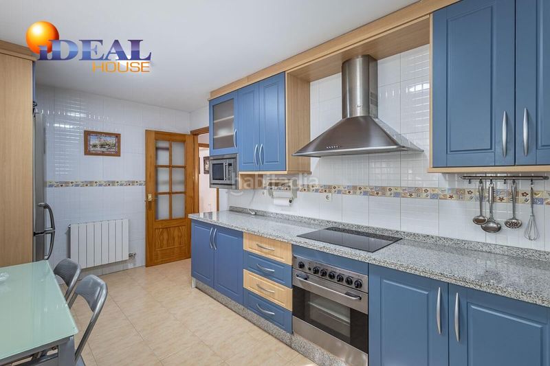 Foto 487cad2c-f738-4a28-a14f-75fa145c7f60. House with parking pool in Huétor Vega