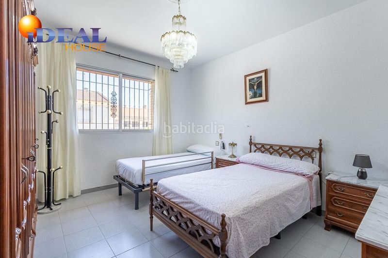 Foto a530f437-ef6b-4183-9c6f-c2f4435c76bb. Casa amb aparcament a Láchar