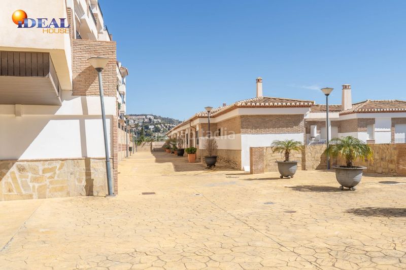Foto 5bef6485-28ad-4b2c-9f49-e681c02fcd0d. Apartament amb piscina a Punta La Mona Almuñécar
