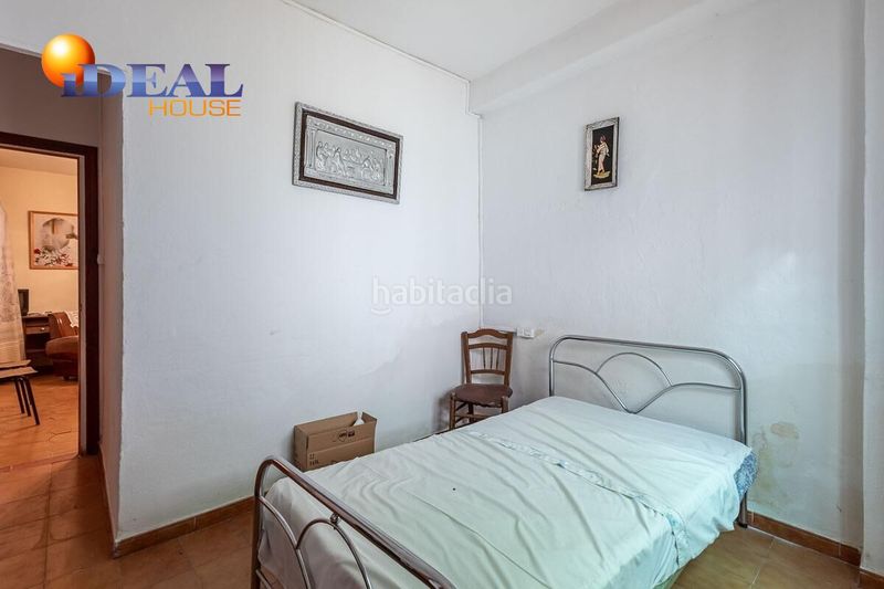 Foto 2b32d52d-4e40-43b1-baa3-6006343e64f1. Casa en calle lopez de los rios 2 edificio con vivienda y bar restaurante . en Cijuela