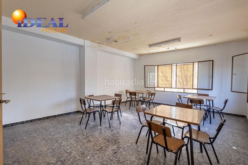 Foto 53580e1d-886e-4683-ab3f-56489686e690. Casa en calle lopez de los rios 2 edificio con vivienda y bar restaurante . en Cijuela
