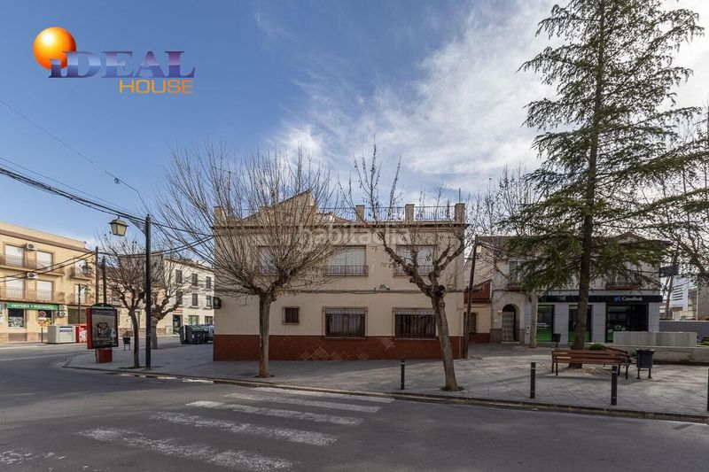 Foto 6c68b6b9-44f8-432f-abd8-fa15e72a5f06. Casa en calle lopez de los rios 2 edificio con vivienda y bar restaurante . en Cijuela