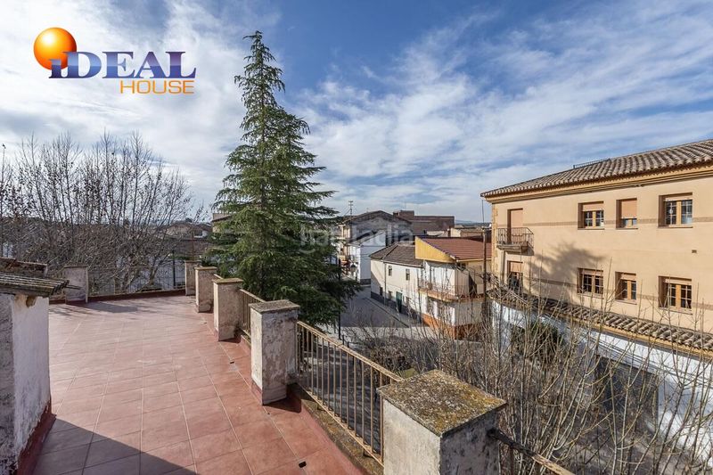 Foto 76c5e2d6-7d56-450a-81f8-165e9094106c. Casa en calle lopez de los rios 2 edificio con vivienda y bar restaurante . en Cijuela