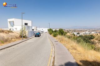 Terreno residenziale in Calle río guadalfeo 34. Parcela urbana zona mediabaja de los altos de la zubia