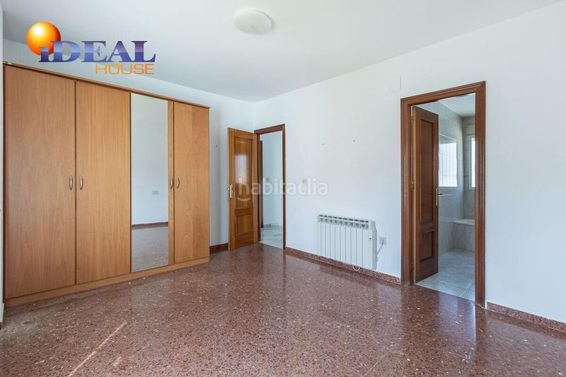 Foto 1a4c0eb3-87a2-49e6-b513-69e8d2028530. Casa adosada adosado en huetor vega en Huétor Vega