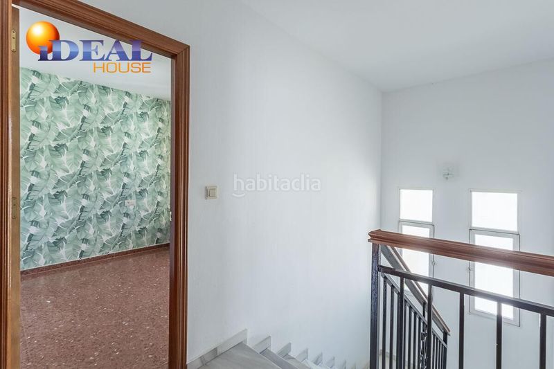 Foto b7a4629e-4668-4526-894d-b4c5ff9a314c. Casa adosada adosado en huetor vega en Huétor Vega