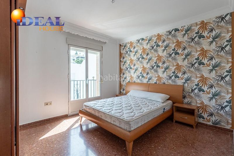 Foto df51ae6f-d818-4e8f-982c-7247bbdf9cce. Casa adosada adosado en huetor vega en Huétor Vega