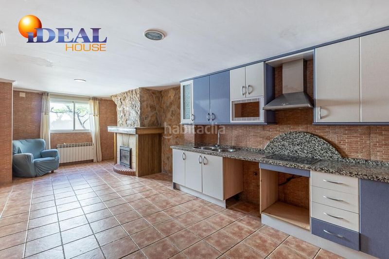 Foto f830e06b-ab28-4652-af01-b77853913f47. Casa adosada adosado en huetor vega en Huétor Vega