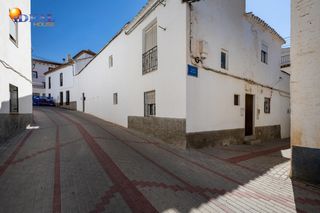 Maison jumelée à Lecrín. Oportunidad única en el valle de lecrín! adosado a reformar por