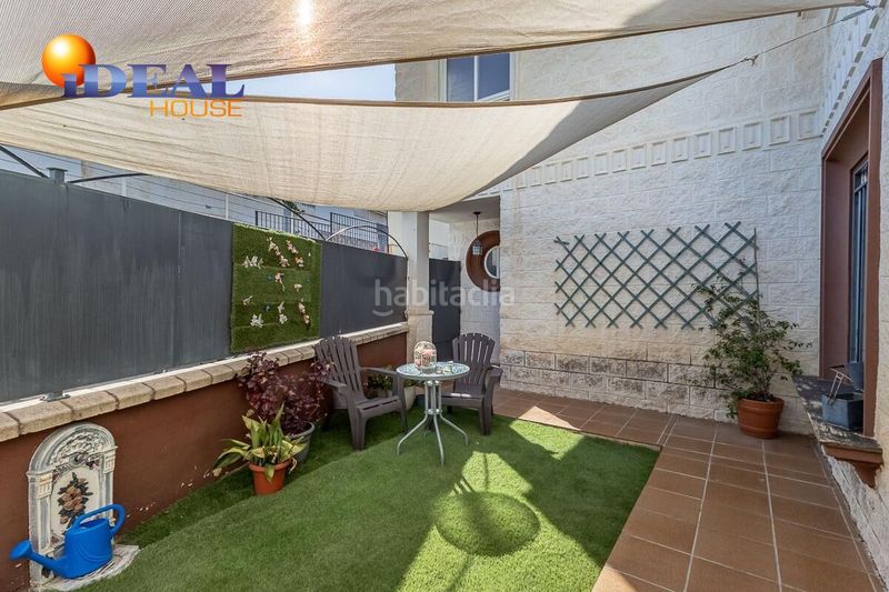 Foto 0efa67a7-2d0a-4c74-9417-87a1a941b7a2. Casa amb calefacció aparcament a Gójar