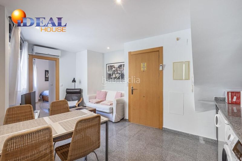Foto a18b67c5-7c74-45f6-a6cb-c14ae4894358. Edifici a Dílar