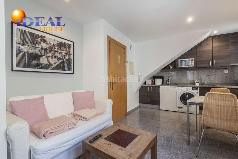 Foto e47b23c0-4f4e-4fdc-8cd6-6f3466273a09. Edifici a Dílar