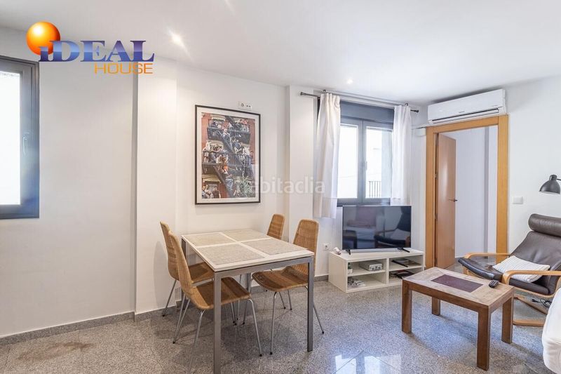 Foto e70100d1-4040-48fd-816a-90b04afefa2a. Edifici a Dílar