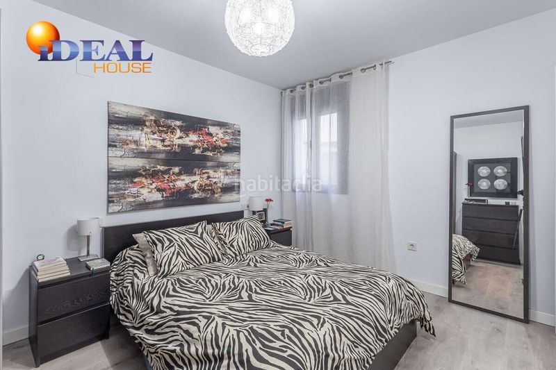 Foto beaa7742-d553-4348-968d-770faa242a46. Pis amb aparcament a Maracena