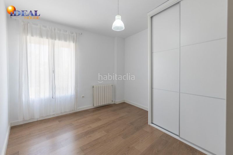 Foto 1ac0ce31-4a1f-4439-93b0-26fc375ee6f4. Casa adossada amb calefacció aparcament a Santa Fe