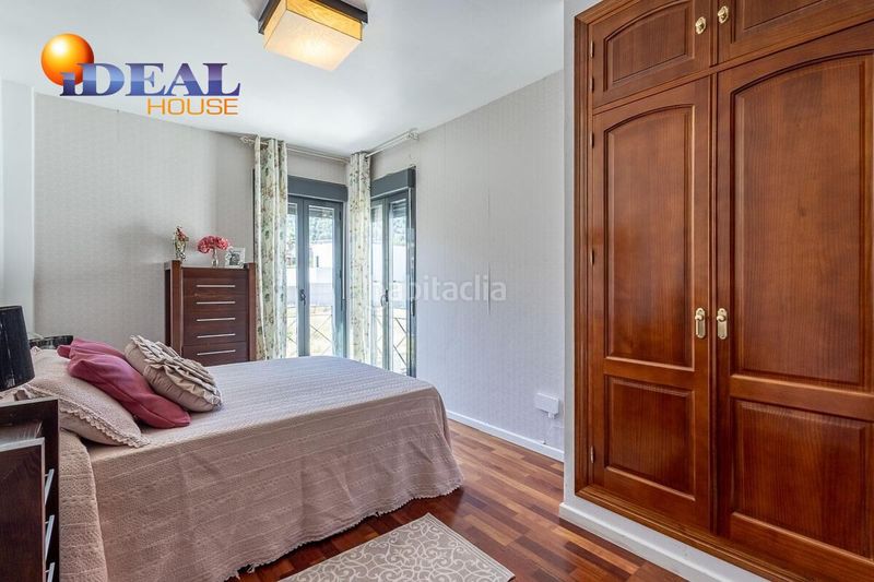 Foto c587d41f-0e59-4329-960b-acd3423715f4. Xalet amb calefacció aparcament piscina a Dílar