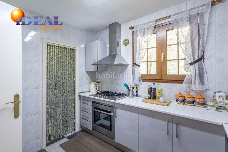 Foto c0ac2b20-8d88-4569-9164-1333fc366298. Casa amb aparcament a Moclín