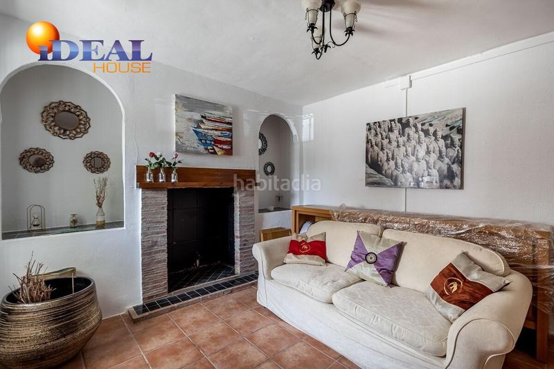 Foto e4e707bd-bb3e-4c4c-a107-8ebd274b436b. Casa amb aparcament a Moclín