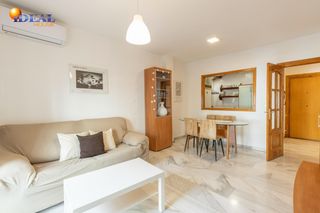 Etagenwohnung  Horno cuevas 13. Acogedor piso en pleno centro de santa fe