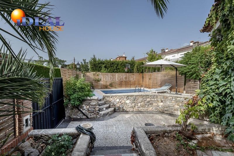 Foto 4a682c4d-4089-40d5-bad5-ae0cb9563902. Casa amb calefacció aparcament piscina a Cájar