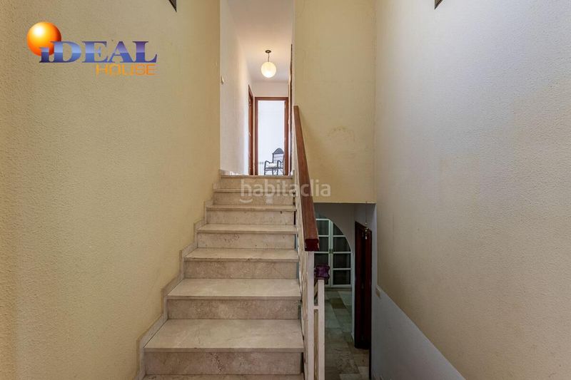 Foto d7e7f9d2-c929-4b35-80b1-99d7cbcd78d5. Casa amb calefacció aparcament piscina a Cájar