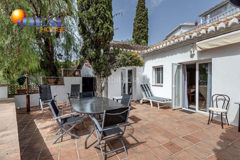 Foto bdb61560-8c98-47a9-99c9-9336b8eeba51. Casa amb aparcament a Urb. San Antonio Almuñécar