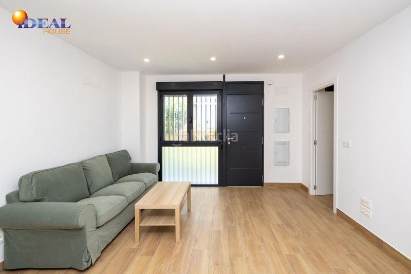 Foto 016eb748-8ac6-475a-9837-ba10e4444ff0. Piso apartamento 2 dormitorios a estrenar en parque nueva en Granada