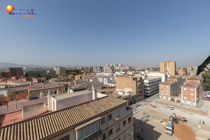Foto eab56a5d-52a4-4084-b413-deb197f39a90. Pis a Barrio de Zaidín Granada
