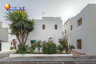 Reihenhaus in Pulianas. Casa unifamiliar en pulianillas