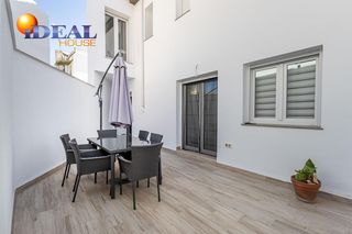 Casa adossada  Calle aurora. Casa adosada en venta en churriana de la vega . vivienda moderna