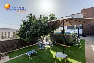 Chalet in Polideportivo. Chalet en alhendin.