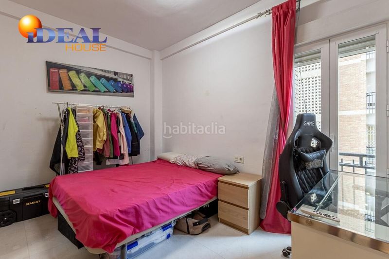 Foto f5da8cfc-cbe6-444c-9bf8-53f15d8515c1. Pis a Campo Verde Granada