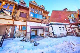 Casa adosada  Urbanización solynieve #14. Magnífico chalet adosado en venta en sierra nevada